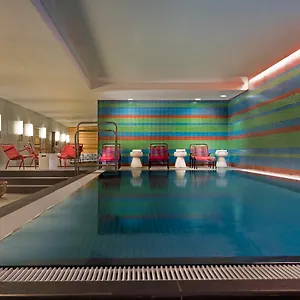 Adina Mitte Apartahotel